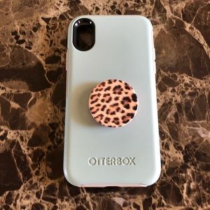 iPhone X/Xs otterbox case with pop socket